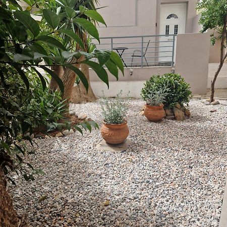 Flyhome Apartment Near The Airport Σπάτα Εξωτερικό φωτογραφία