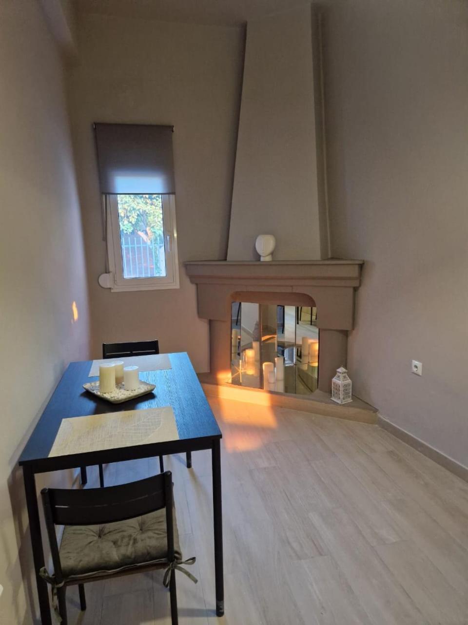 Flyhome Apartment Near The Airport Σπάτα Εξωτερικό φωτογραφία